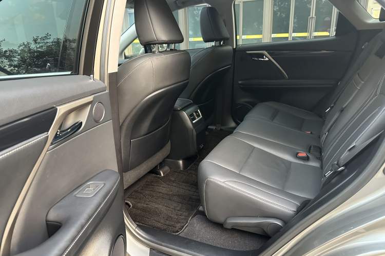 Used Lexus RX 2020 Revised Version 300 Two-Wheel Drive Comfort Edition
