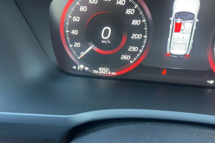 Used Volvo XC90 2022 B5 Smart Drive Luxury Edition 5 Seats
