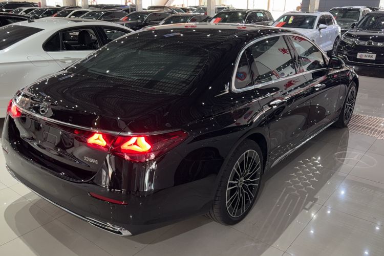 Used Mercedes-Benz E-Class 2025 Facelift E 300 L Premium Edition