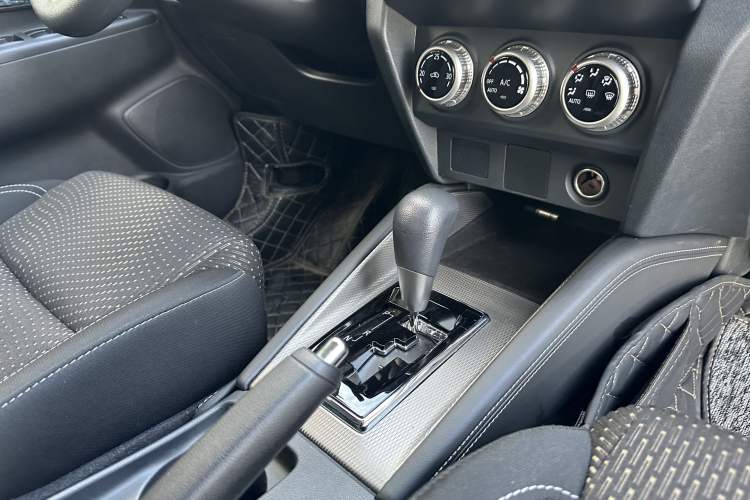 Used Mitsubishi ASX 2020 2.0L CVT Active Version
