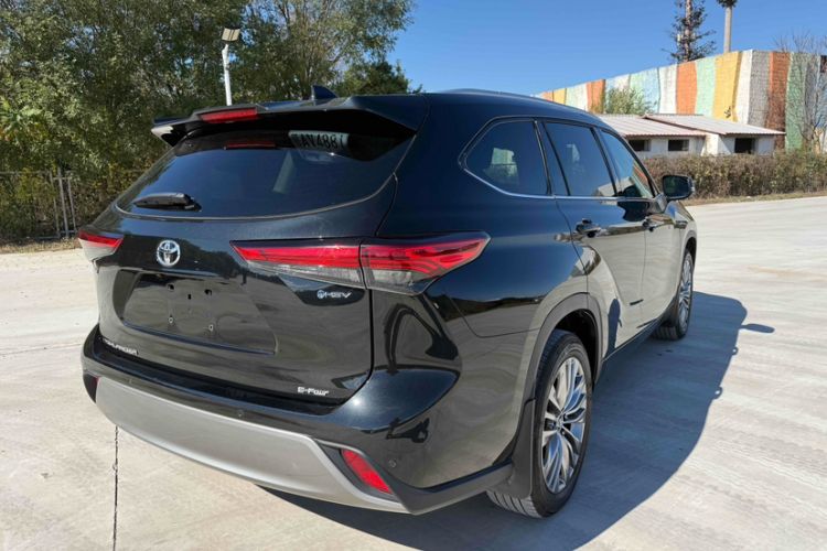 Used Toyota Highlander 2024 2.5L Smart Electric Hybrid Dual-Engine Four-Wheel Drive Prestige Version – 7 Seats
