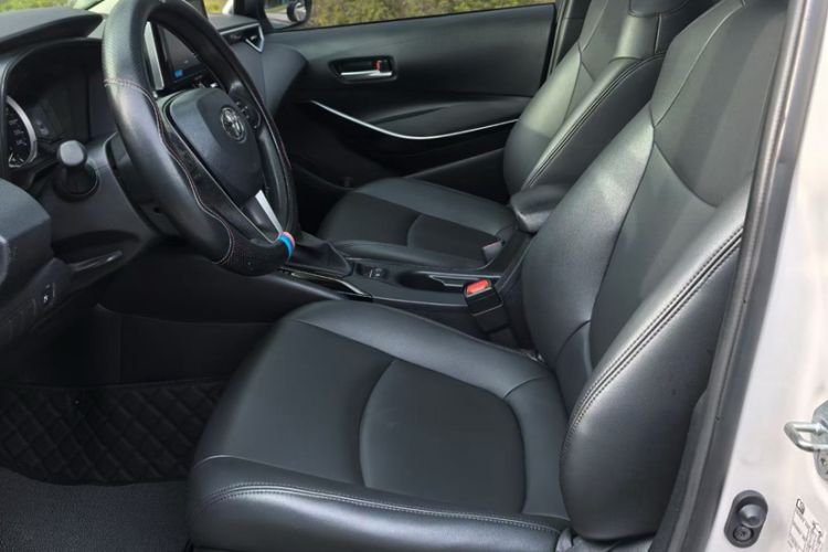 Used Toyota Corolla 2021 Dual-Motor 1.8L E-CVT Elite Edition
