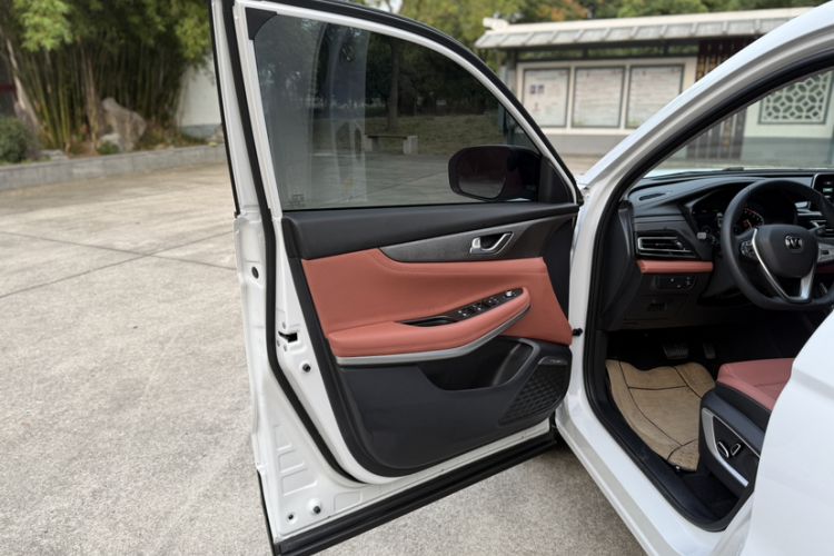 Used Changan CS75 2024 Enjoyment Edition 1.5T DCT Prestige Model
