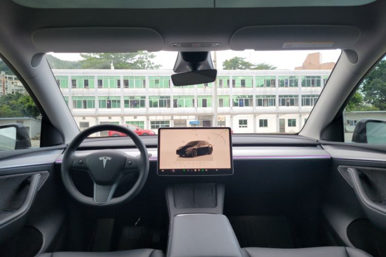 Used Tesla Model Y 2022 Rear-Wheel-Drive Version
