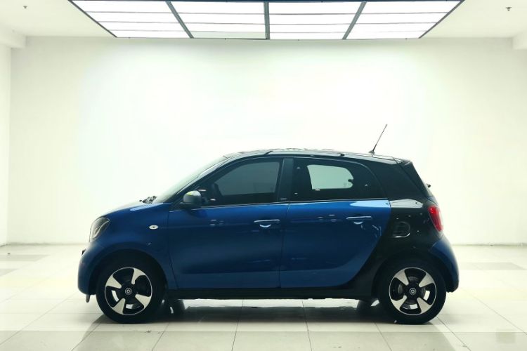 Used  forfour 2018 1.0L 52kW Passion Edition
