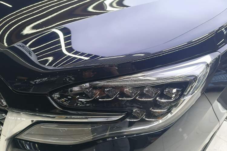 Used Buick GL8 2023 ES Lu Zun Comfort Model
