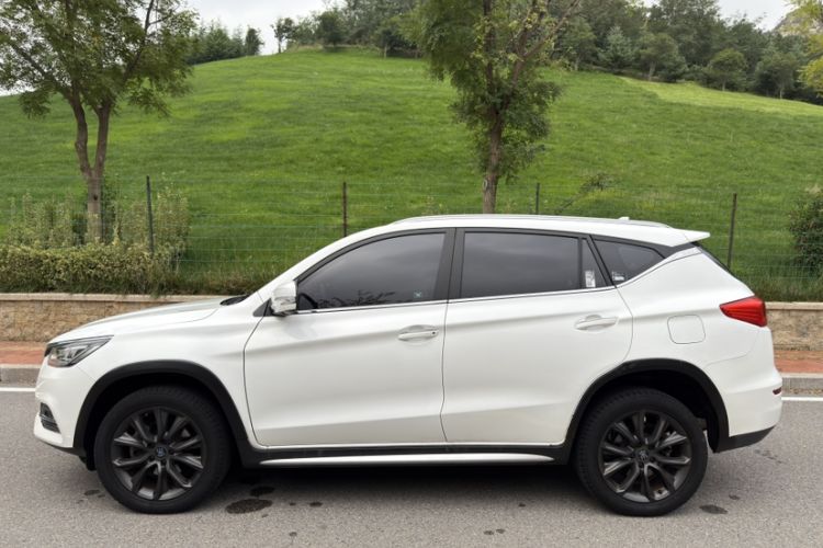 Used BYD Song New Energy 2019 Song DM 1.5TID Smart Connect Dynamic Model
