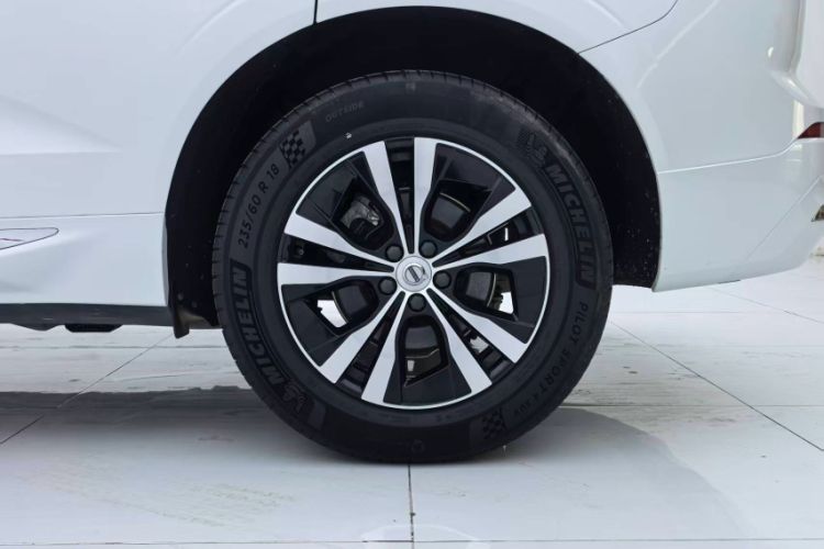 Used Volvo XC60 2024 B5 4x4 Smart Luxury Edition
