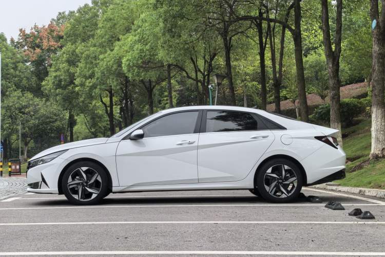 Used Hyundai Elantra 2022 1.5L CVT GLX Elite Edition
