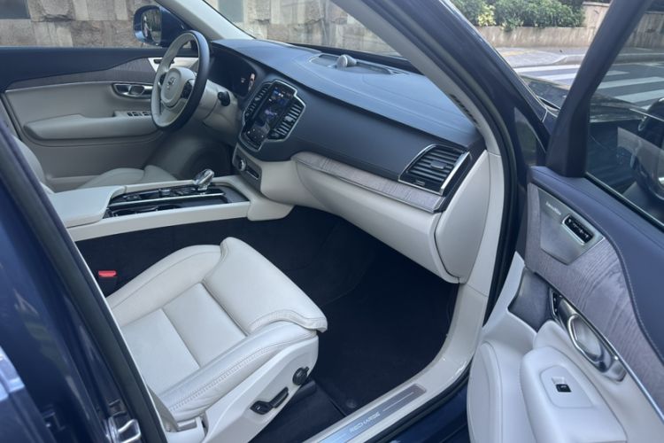 Used Volvo XC90 New Energy 2023 T8 RECHARGE Luxury Prestige 7-Seater
