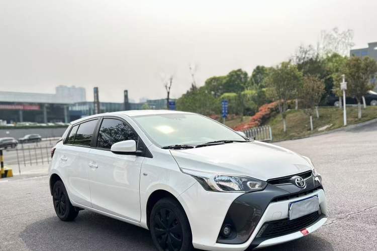 Used Toyota YARiS L 2022 1.5L CVT Leading PLUS Edition
