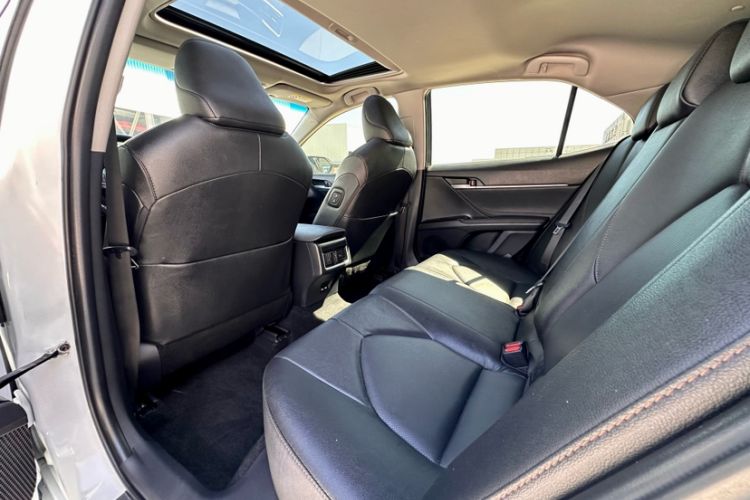 Used Toyota Camry 2022 2.0GVP Premier Edition
