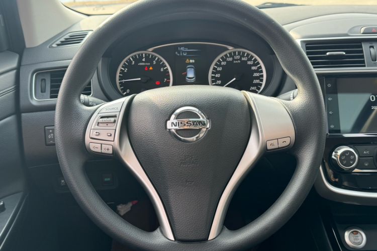 Used Nissan Tiida 2019 1.6L CVT Smart Drive Version China VI Standard