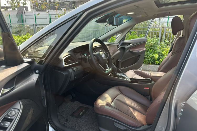 Used Buick GL6 2018 18T 6-Seater Luxury Model
