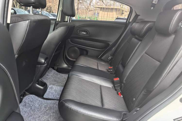 Used Honda Vezel 2020 1.5L CVT Luxury Edition
