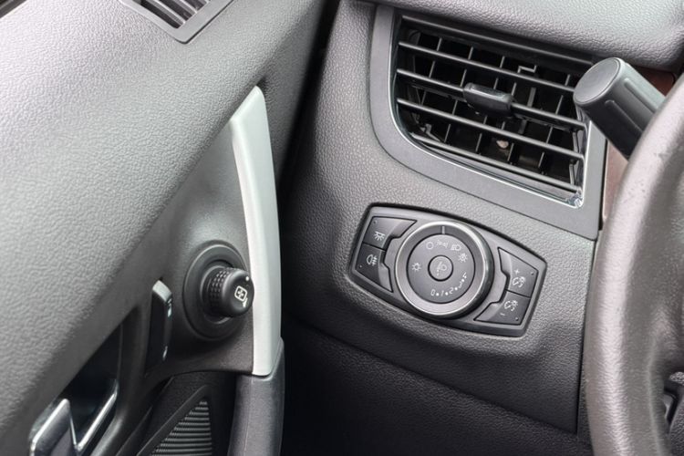 Used Ford Edge 2012 2.0T Zunrui Trim
