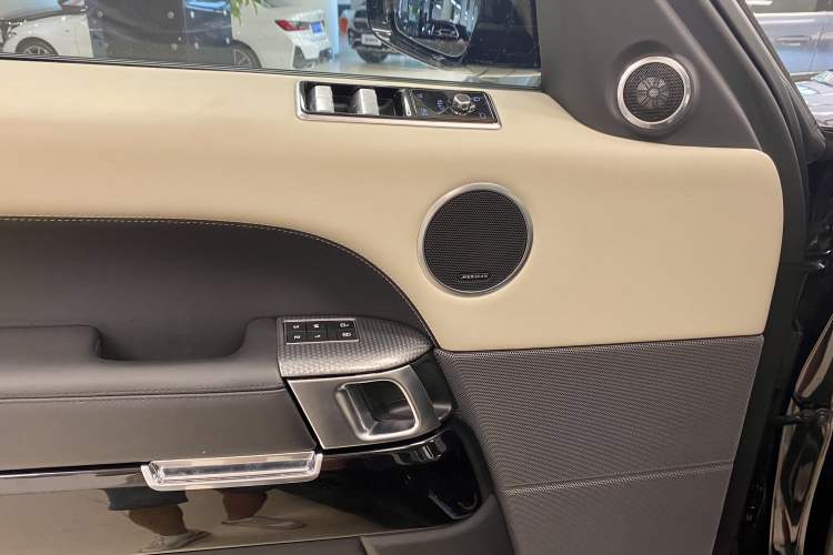 Used Land Rover Range Rover Sport 2022 3.0 L6 Tiger Power Ambition Edition
