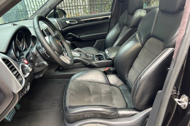 Used Porsche Cayenne 2016 Cayenne Platinum Edition 3.0T
