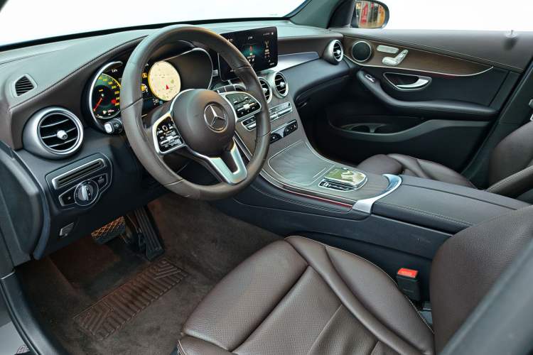 Used Mercedes-Benz GLC 2021 GLC 260 L 4MATIC Luxury Model
