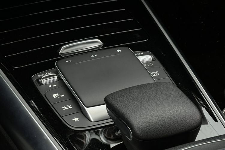 Used Mercedes-Benz EQA 2022 EQA 300 4MATIC Launch Edition