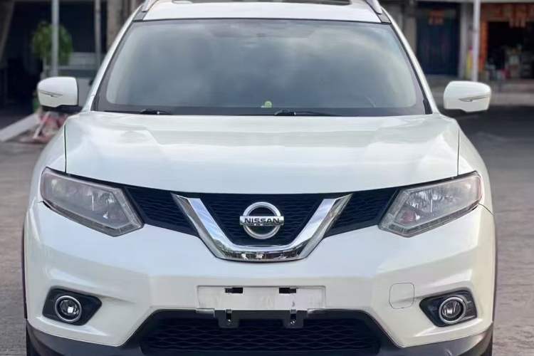 Used Nissan X-Trail 2015 2.0L CVT Comfort MAX Edition 2WD
