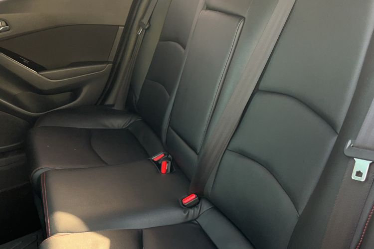 Used Mazda Mazda 3 Axela 2017 Sedan 1.5L Automatic Luxury Model Emission Standard China V
