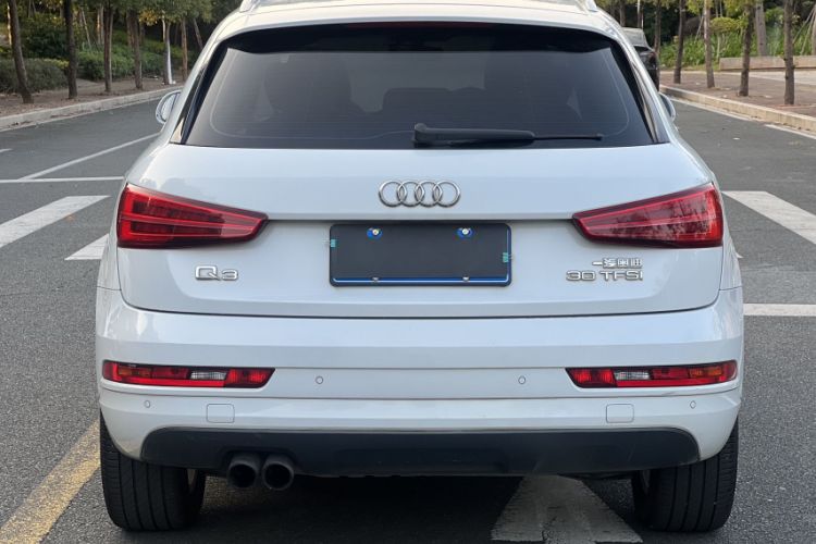 Used Audi Q3 2017 30 TFSI Fashion Model
