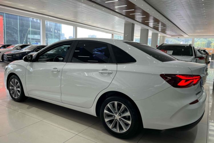 Used Chevrolet Monza 2022 320 Automatic Enjoyment Sunroof Version
