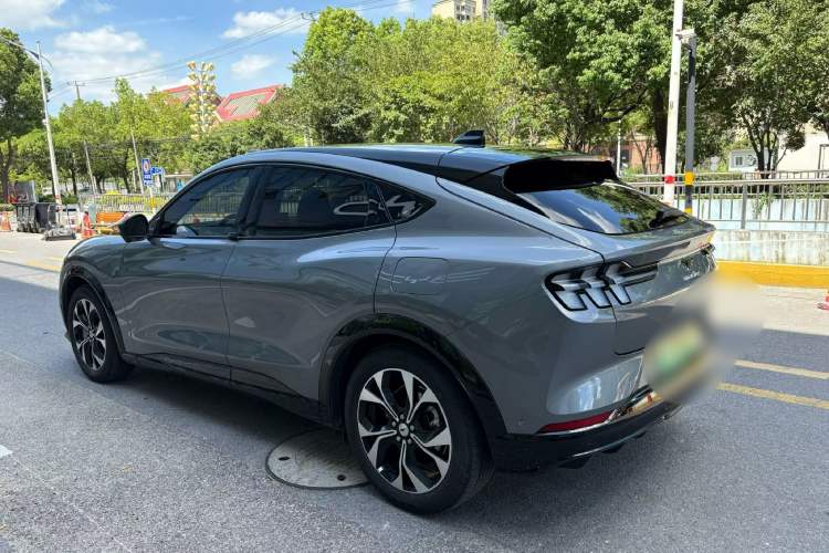 Used Ford Mustang Mach-E 2021 AION Y Plus Rear-Drive Luxury Edition (Long Range)
