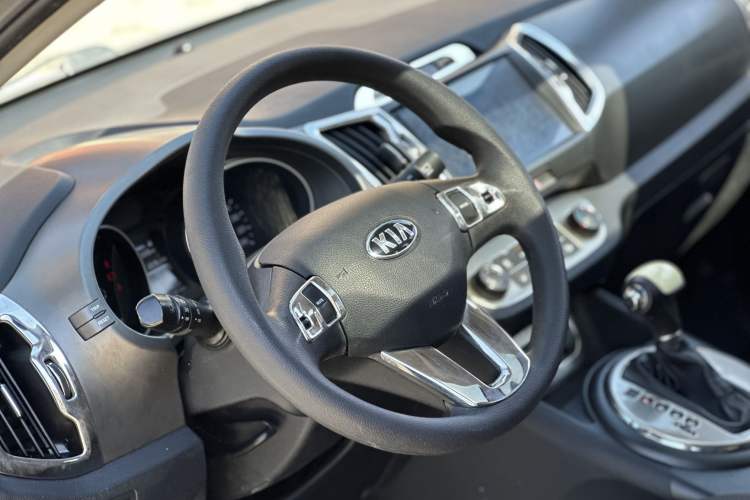 Used Kia Sportage R 2016 2.0L Automatic Two-Wheel Drive GL
