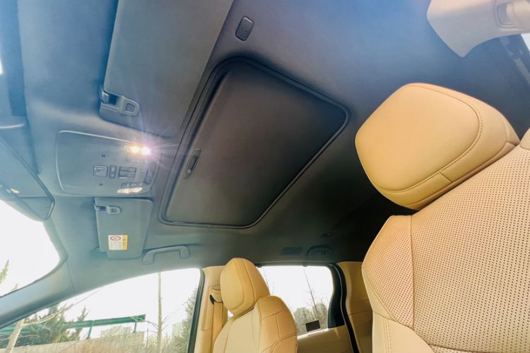 Used Toyota Sienna 2021 2.5L Hybrid Premium Edition
