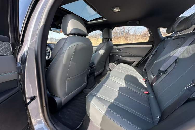 Used BYD Qin PLUS 2025 DM-i Smart Drive 55KM Beyond Model
