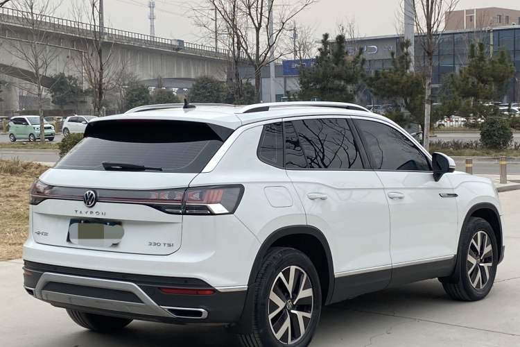 Used Volkswagen Tayron 2023 330TSI Two-Wheel-Drive Luxury Plus Advanced Version
