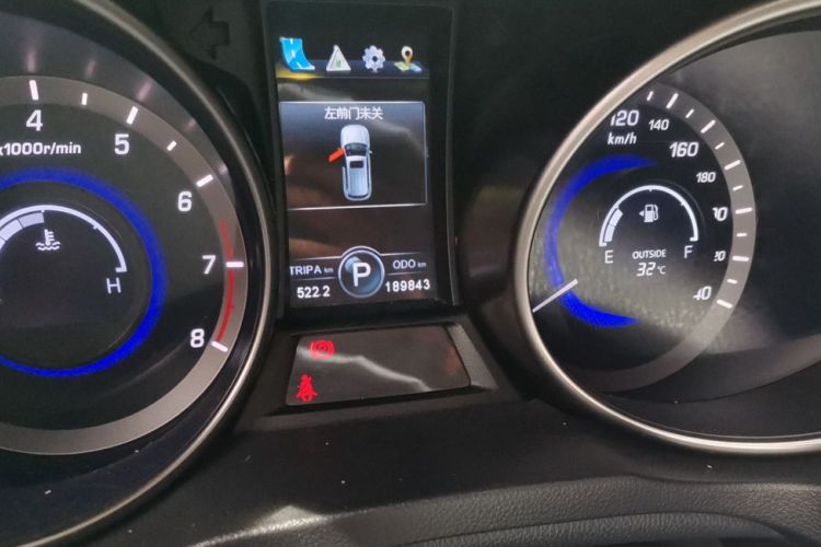 Used Changan CS75 2016 1.8T Automatic Elite Model China V Standard
