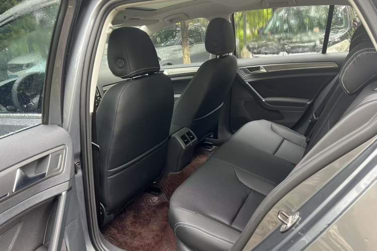 Used Volkswagen Golf 2014 1.4TSI Automatic Comfort Model
