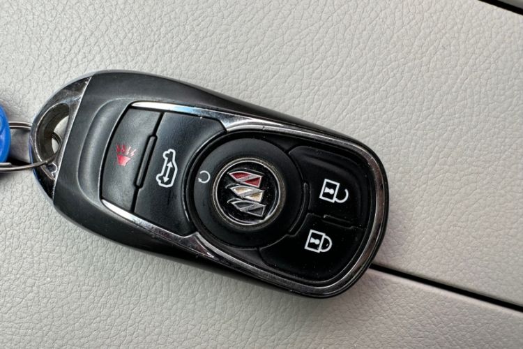 Used Buick GL8 2020 Land Business Class 652T Luxury Model
