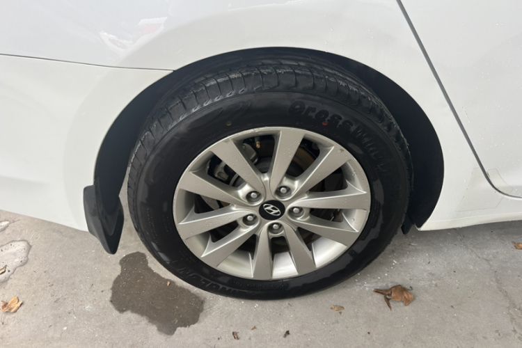 Used Hyundai Mistra 2014 1.8L Manual Comfort GL Model
