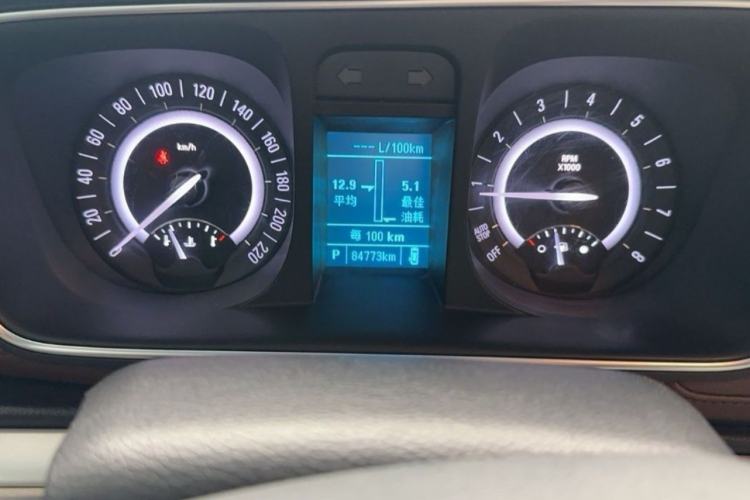 Used Buick GL8 2018 28T Luxury Model China VI Standard
