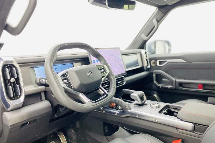 Used JETOUR Traveler 2023 2.0T All-Wheel Drive CrossPRO+
