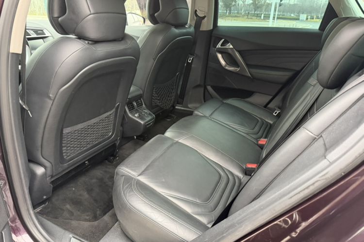 Used  5 2014 1.6T Luxury Edition THP200
