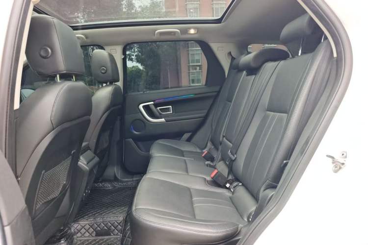 Used Land Rover Discovery Sport 2018 240 PS HSE Version
