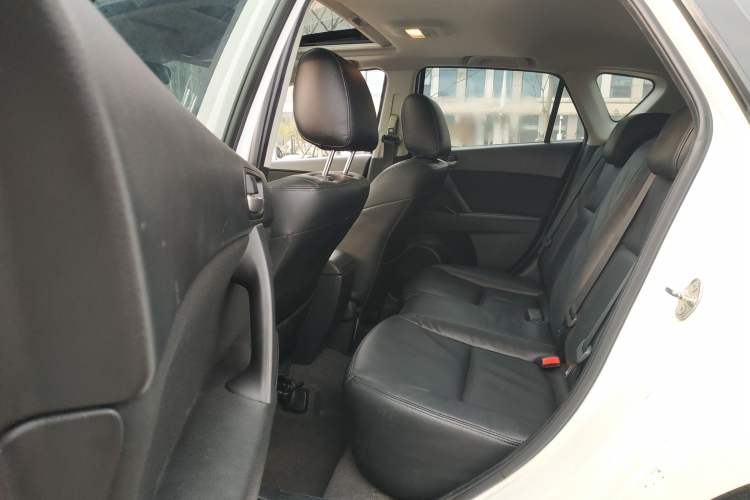 Used Mazda Mazda 3 2015 Hatchback 1.6L Automatic Elite Model
