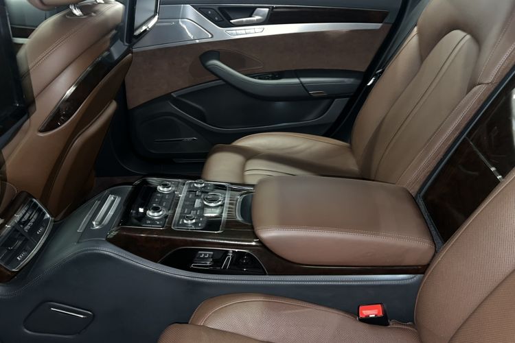 Used Audi A8 2014 A8L 60 TFSI quattro Exclusive Edition
