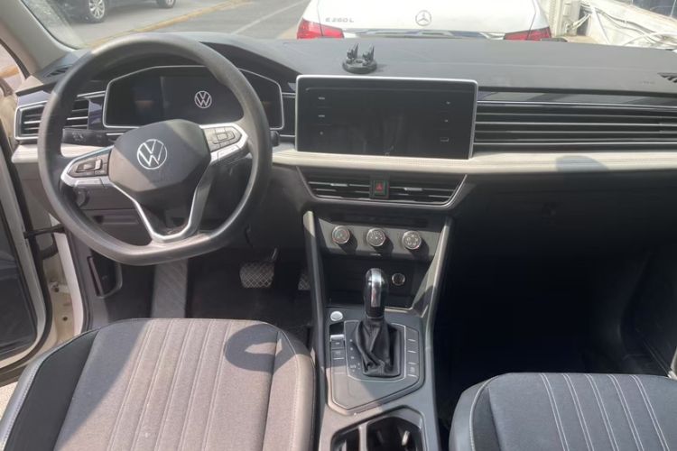 Used Volkswagen Tiguan L 2022 330TSI Automatic Two-Wheel Drive Comfort Edition
