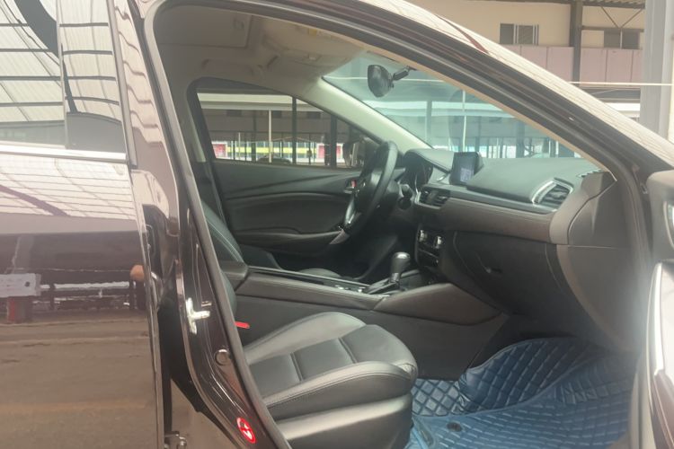 Used Mazda Atenza 2017 2.0L Blue Sky Luxury Edition
