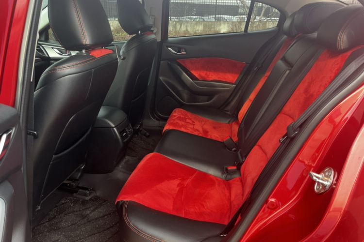 Used Mazda Mazda 3 Axela 2017 Sedan 1.5L Automatic Luxury Model Emission Standard China V
