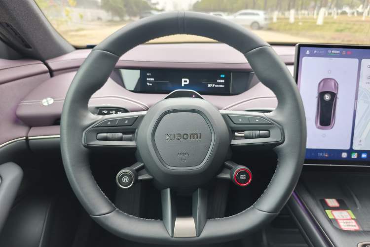 Used  SU7 2024 Rear-Drive Ultra-Long Range Advanced Pro-Level Intelligent Driving Version
