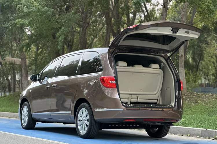 Used Buick GL8 2018 28T Luxury Model China VI Standard