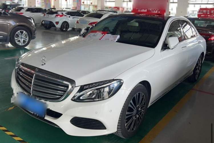 Used Mercedes-Benz C-Class 2015 Facelift C 200 L
