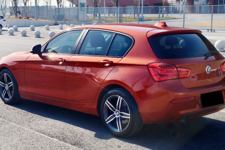 Used BMW 1 Series 2018 118i Sport Design Package
